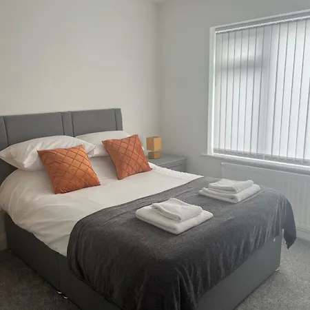 Twenty Eight דירה רדקאר