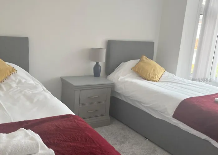 Twenty Eight דירה *